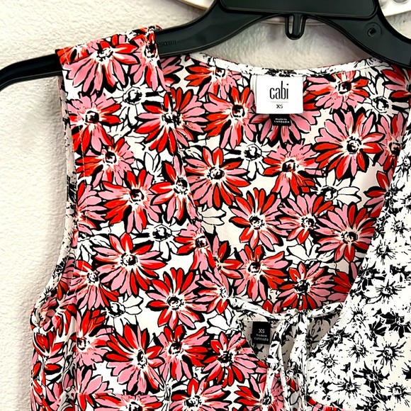 Daisy Top - Picture 2 of 5